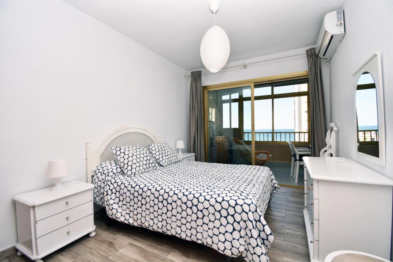 Apartamento Vistas Al Mar Y Piscina Fuengirola Exterior photo
